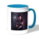 كوب قهوة بمقبض ازرق فاتح بتصميم الشرطيه جيل فالنتاين  رزدنت ايفل 3