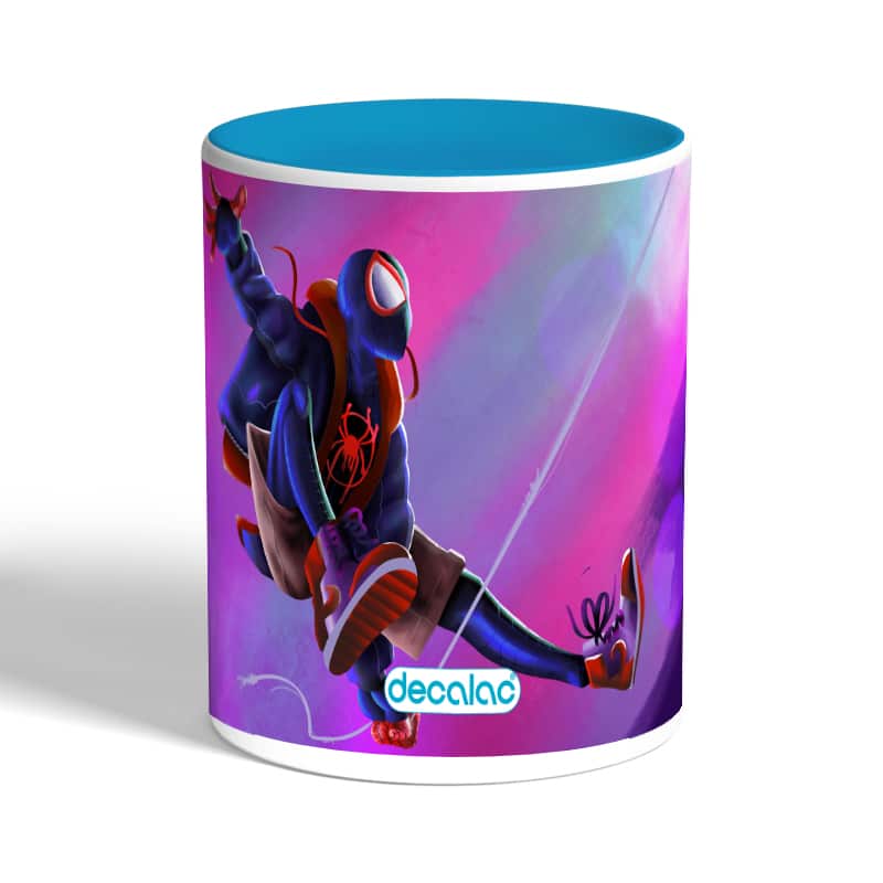 كوب-قهوة-بمقبض-ازرق-فاتح-بتصميم-بيتر-بوركر-سبايدر-مان-1