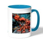 كوب قهوة بمقبض ازرق فاتح بتصميم تسلق الجدران سبايدر مان