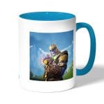 كوب قهوة بمقبض ازرق فاتح بتصميم ثانوس فورتنايت