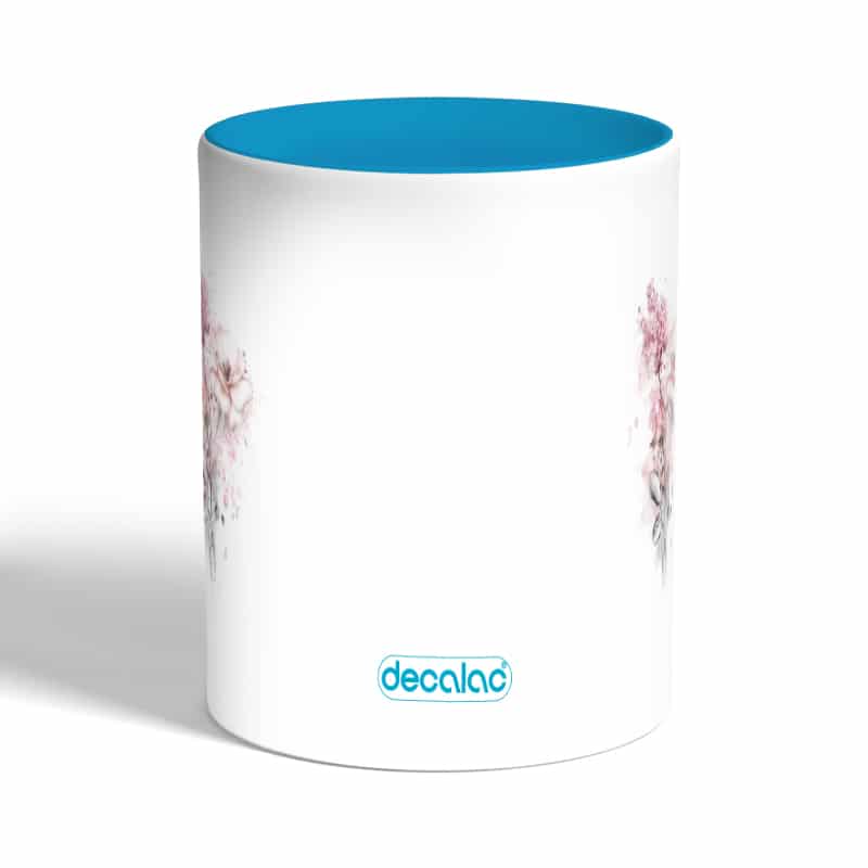 كوب-قهوة-بمقبض-ازرق-فاتح-بتصميم-رسمه-ورده-1