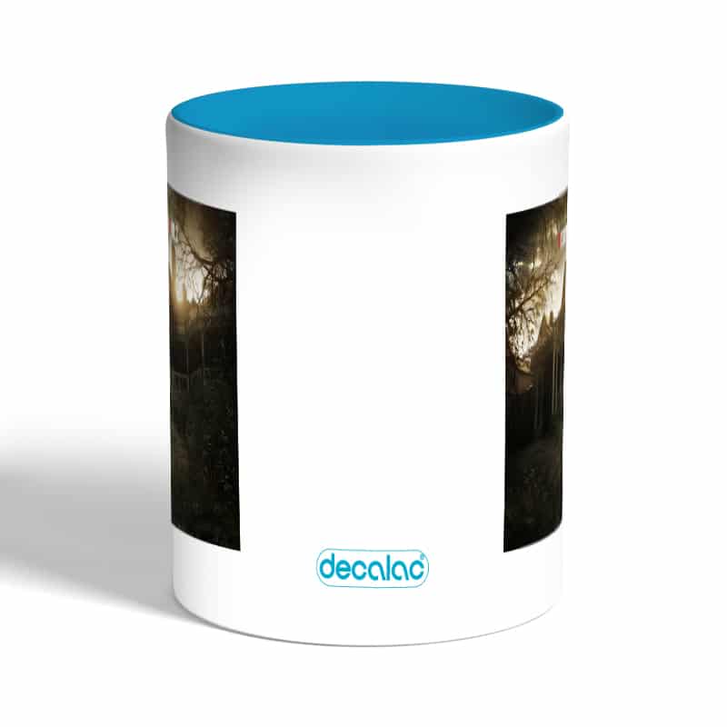 كوب-قهوة-بمقبض-ازرق-فاتح-بتصميم-ريزدنت-إيفل-2-1