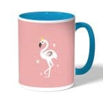 كوب قهوة بمقبض ازرق فاتح بتصميم فلامنجو بتاج