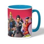 كوب قهوة بمقبض ازرق فاتح بتصميم فورت نايت باتل رويال