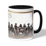 كوب قهوة بمقبض اسود بتصميم أساسنز كريد جميع الشخصيات