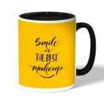 كوب قهوة بمقبض اسود بتصميم ابتسامه