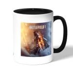 كوب قهوة بمقبض اسود بتصميم اسلحة باتلفيلد