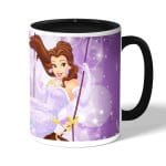 كوب قهوة بمقبض اسود بتصميم الاميرة بيلا بفستان لامع