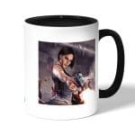 كوب قهوة بمقبض اسود بتصميم جيل فالنتاين اطلاق النار رزدنت ايفل 3