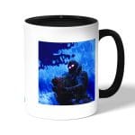 كوب قهوة بمقبض اسود بتصميم قتال رافين فورتنايت