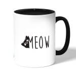 كوب قهوة بمقبض اسود بتصميم قطه لطيفه