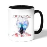 كوب قهوة بمقبض اسود بتصميم وحش بداخلي طوكيو الغول