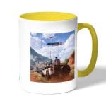 كوب قهوة بمقبض اصفر بتصميم أنشارتد 4: نهاية لص