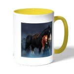 كوب قهوة بمقبض اصفر بتصميم الأميرة مريدا