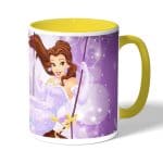 كوب قهوة بمقبض اصفر بتصميم الاميرة بيلا بفستان لامع