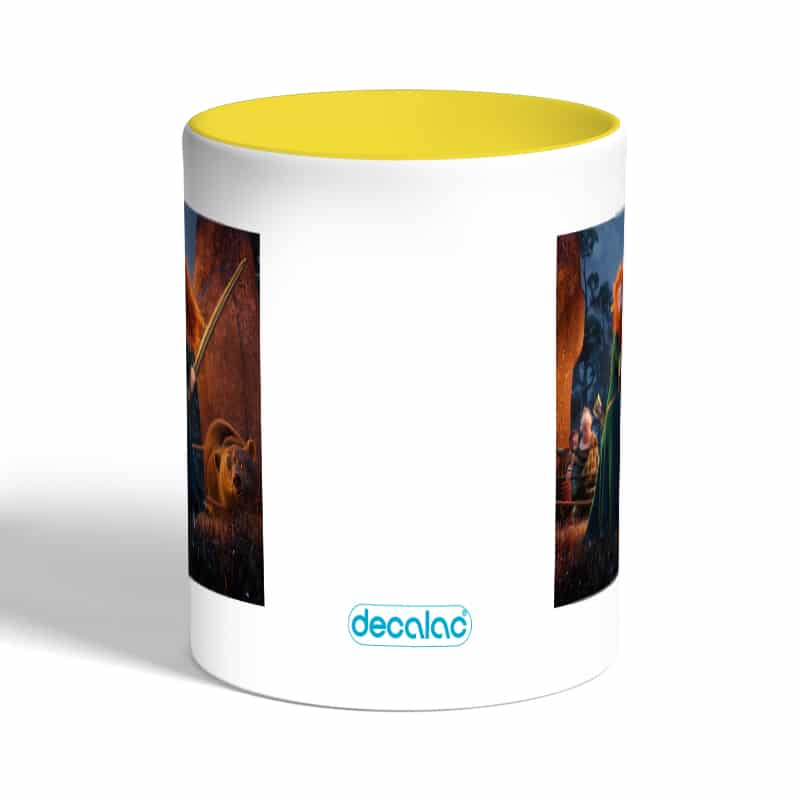 كوب-قهوة-بمقبض-اصفر-بتصميم-الاميره-ميريدا-تنقذ-امها-1