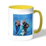 كوب قهوة بمقبض اصفر بتصميم الشخصيات الرئيسيه لفروزن