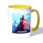 كوب قهوة بمقبض اصفر بتصميم الفتاة المحاربة باتلفيلد 1