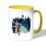 كوب قهوة بمقبض اصفر بتصميم جاري توتورو والطفله