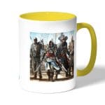 كوب قهوة بمقبض اصفر بتصميم حرب بحريه أساسنز كريد