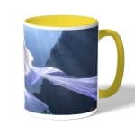 كوب قهوة بمقبض اصفر بتصميم حصان إلسا الثلجي ملكة الثلج