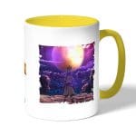 كوب قهوة بمقبض اصفر بتصميم دكتور ستون امل العالم