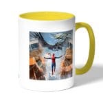 كوب قهوة بمقبض اصفر بتصميم سبايدر مان ايرون مان