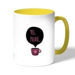 كوب قهوة بمقبض اصفر بتصميم كوب بعباره