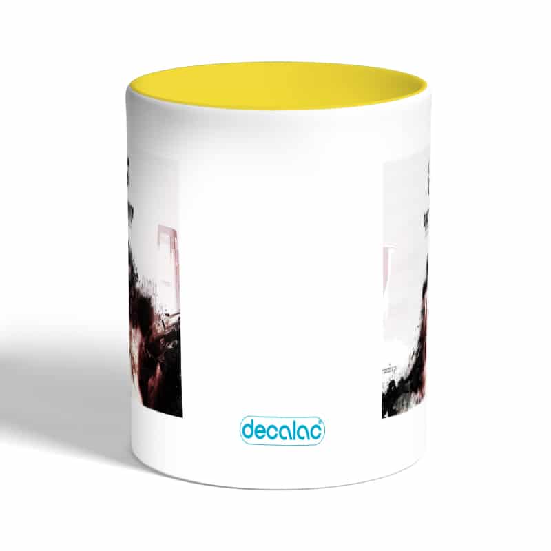 كوب-قهوة-بمقبض-اصفر-بتصميم-كول-أوف-ديوتي-جوستس-1