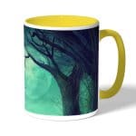 كوب قهوة بمقبض اصفر بتصميم هالوين مخيف