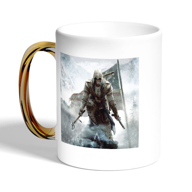 كوب-قهوة-بمقبض-ذهبي-بتصميم-أساسنز-كريد-الثورة-الأمريكية-2