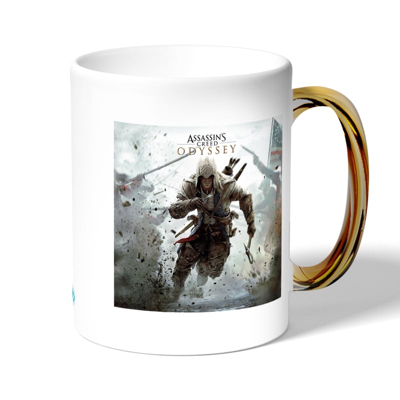 كوب قهوة بمقبض ذهبي بتصميم أساسنز كريد وسط الحرب كوب قهوة بمقبض ذهبي بتصميم أساسنز كريد وسط الحرب