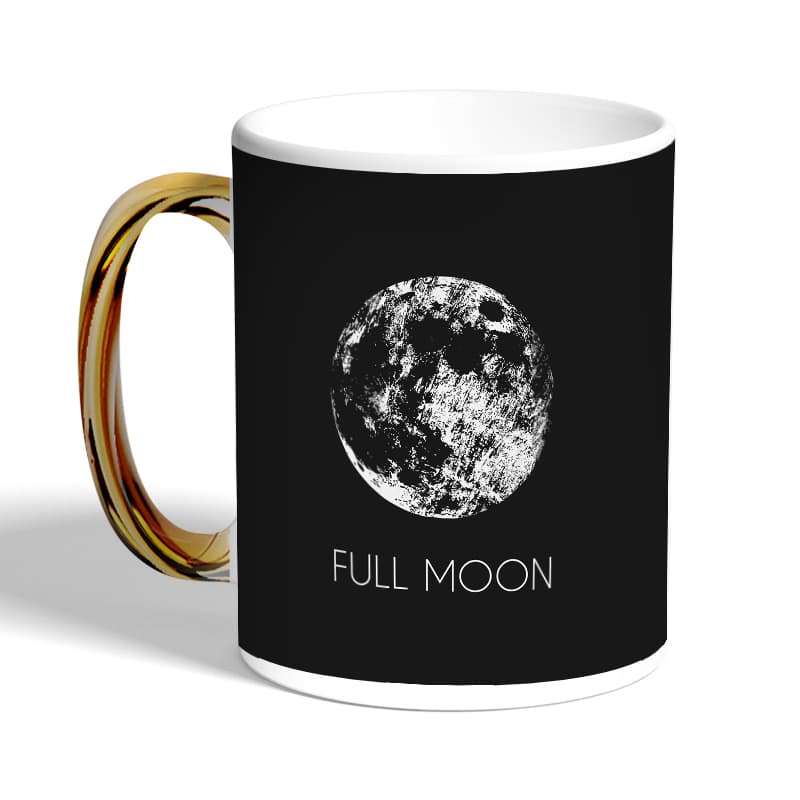 كوب-قهوة-بمقبض-ذهبي-بتصميم-اكتمال-القمر-2