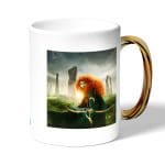 كوب قهوة بمقبض ذهبي بتصميم الأميرة صاحبة القوس والسهم