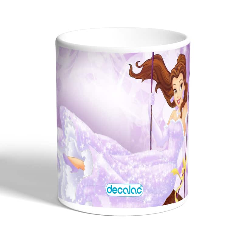 كوب-قهوة-بمقبض-ذهبي-بتصميم-الاميرة-بيلا-بفستان-لامع-1