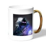 كوب قهوة بمقبض ذهبي بتصميم المخيف رافين فورتنايت