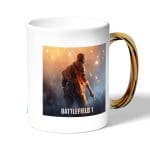 كوب قهوة بمقبض ذهبي بتصميم باتلفيلد 1 M1911