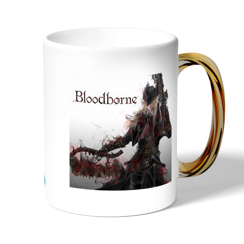 كوب قهوة بمقبض ذهبي بتصميم بلود بورن كوب قهوة بمقبض ذهبي بتصميم بلود بورن