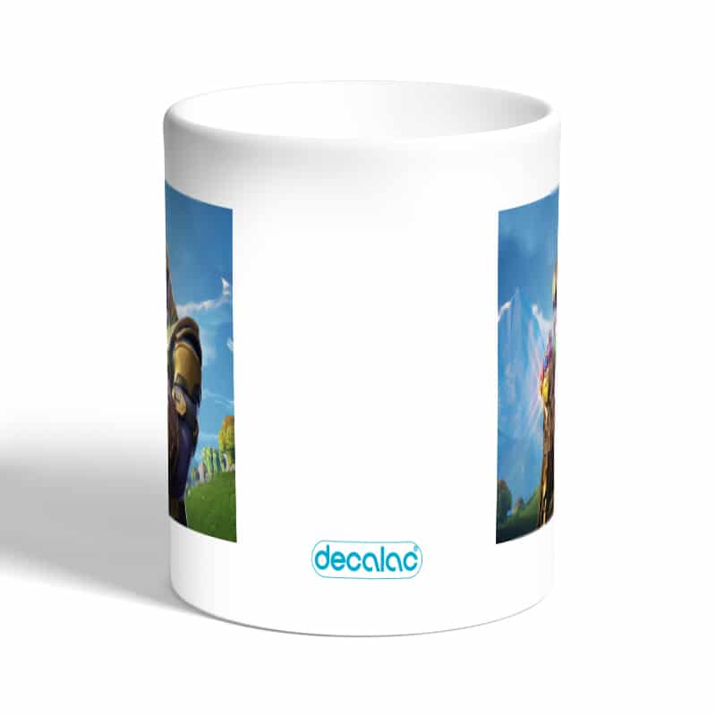 كوب-قهوة-بمقبض-ذهبي-بتصميم-ثانوس-فورتنايت-1