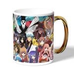 كوب قهوة بمقبض ذهبي بتصميم جنون الانميات
