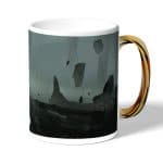 كوب قهوة بمقبض ذهبي بتصميم حافة العالم ديث ستراندنغ