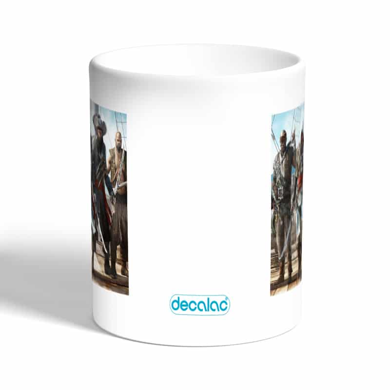 كوب-قهوة-بمقبض-ذهبي-بتصميم-حرب-بحريه-أساسنز-كريد-1