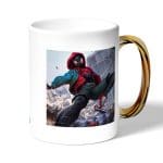 كوب قهوة بمقبض ذهبي بتصميم  سبايدر مان الصغير