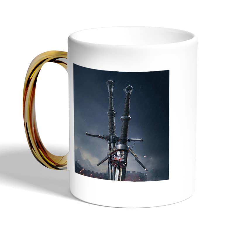 كوب-قهوة-بمقبض-ذهبي-بتصميم-سيف-فضي-أفعواني-من-ذا-ويتشر-3-وايلد-هانت-2