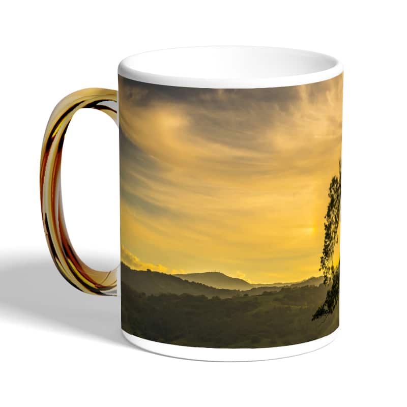 كوب-قهوة-بمقبض-ذهبي-بتصميم-شجره-الغروب-2