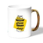 كوب قهوة بمقبض ذهبي بتصميم عبارات انجليزيه