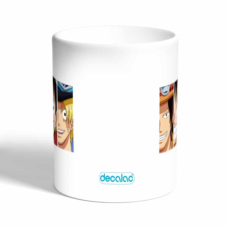 كوب-قهوة-بمقبض-ذهبي-بتصميم-لوفي-وشقيقاه-ون-بيس-1