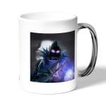 كوب قهوة بمقبض فضي بتصميم المخيف رافين فورتنايت