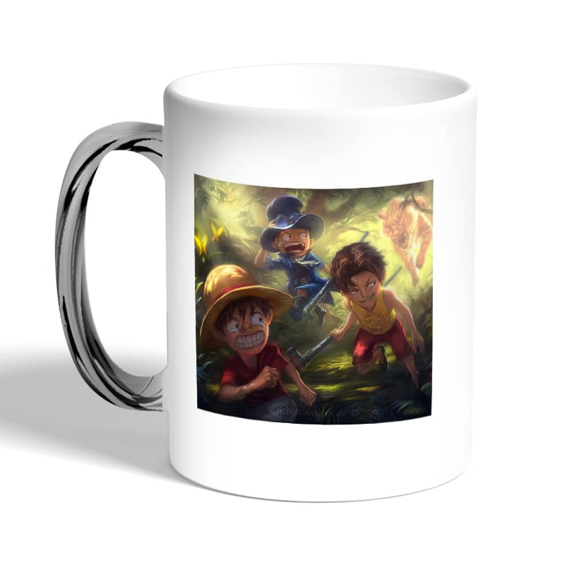 كوب-قهوة-بمقبض-فضي-بتصميم-ذكريات-الطفولة-ون-بيس-2