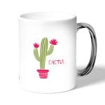 كوب قهوة بمقبض فضي بتصميم صبار رسم